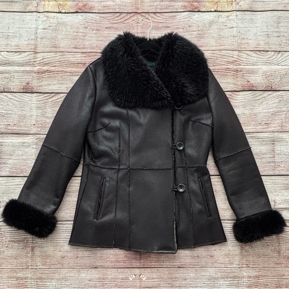 Velvet Jackets & Blazers - Velvet • Black Button Up Winter Coat with Faux Fur Trim - Women’s Size Large